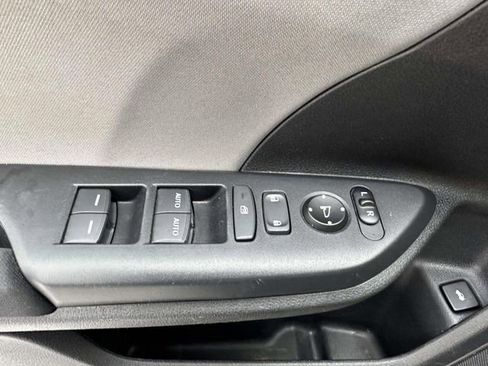 Certified 2019 Honda Civic EX image 32
