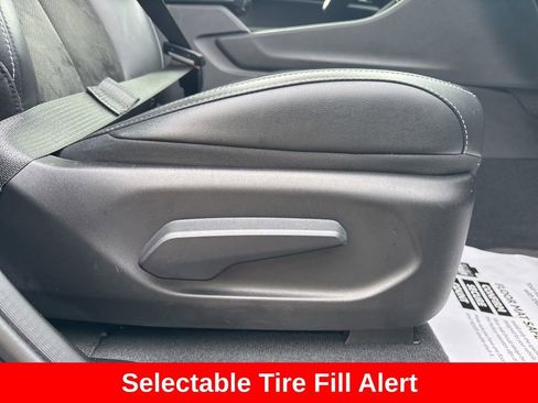 Used 2023 Jeep Grand Cherokee Altitude image 27