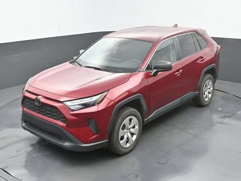 Used 2023 Toyota RAV4 LE FWD image 16