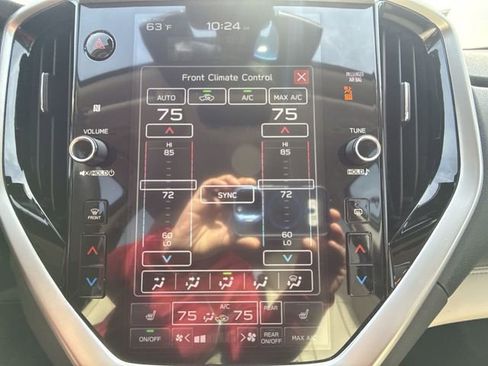 Certified 2024 Subaru Ascent Limited image 18