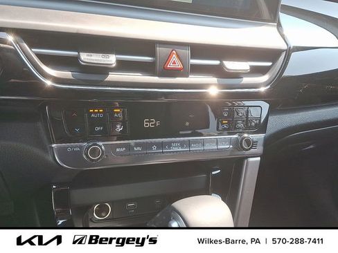 Certified 2025 Kia Seltos S AWD/4WD image 12