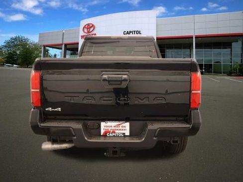 New 2026 Toyota Tacoma SR5 AWD/4WD image 4
