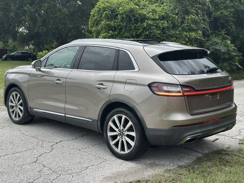 Used 2019 Lincoln Nautilus Select FWD image 15