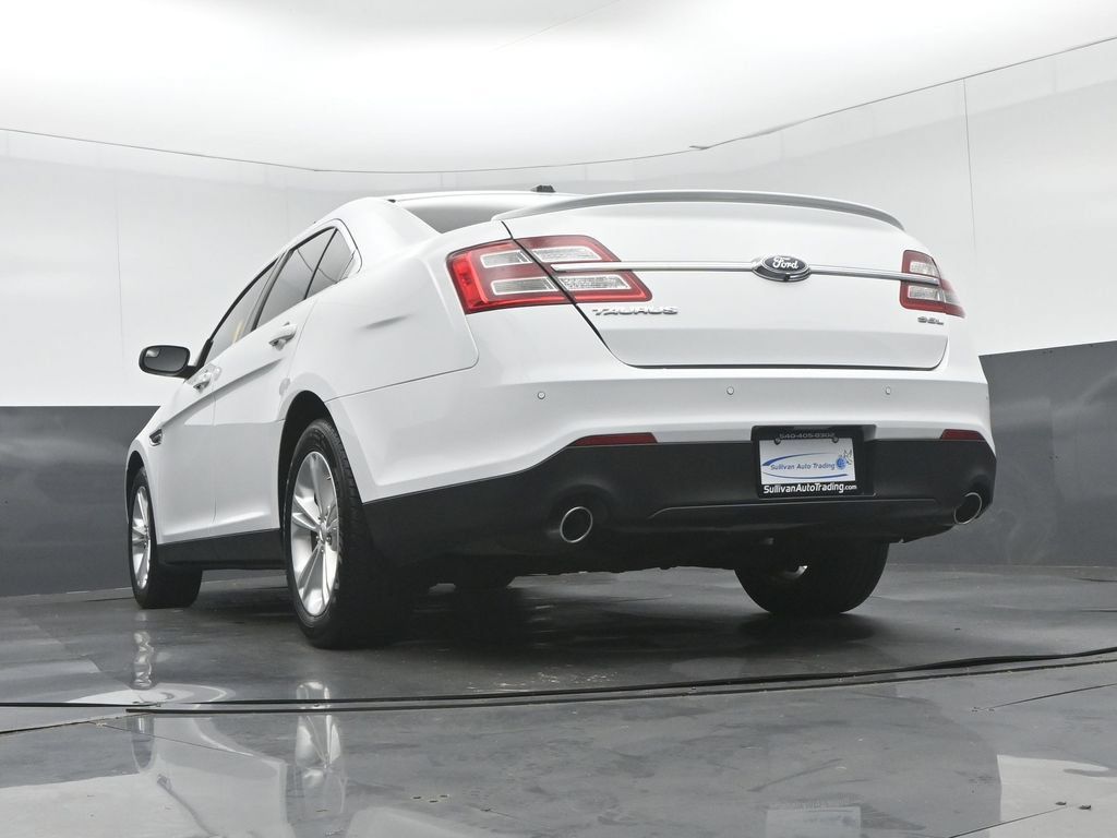Used 2018 Ford Taurus SEL FWD image 50