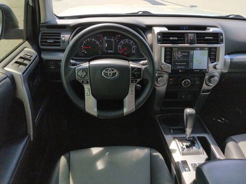 Used 2022 Toyota 4Runner SR5 Premium w/ Moonroof Package image 18
