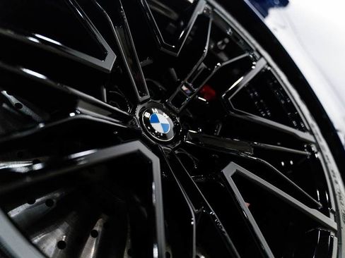 Used 2025 BMW M5 Touring image 7