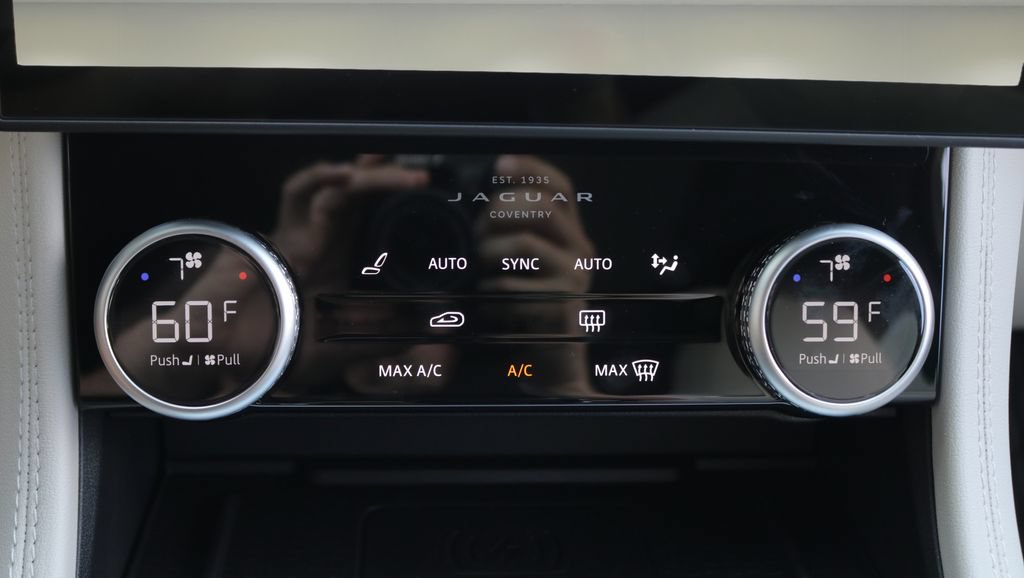 New 2026 Jaguar F-PACE R-Dynamic S AWD/4WD image 27