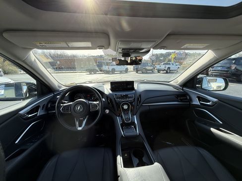 Used 2024 Acura RDX SH-AWD image 19