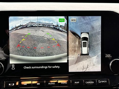 New 2025 Nissan Pathfinder Platinum w/ Cargo Package image 32