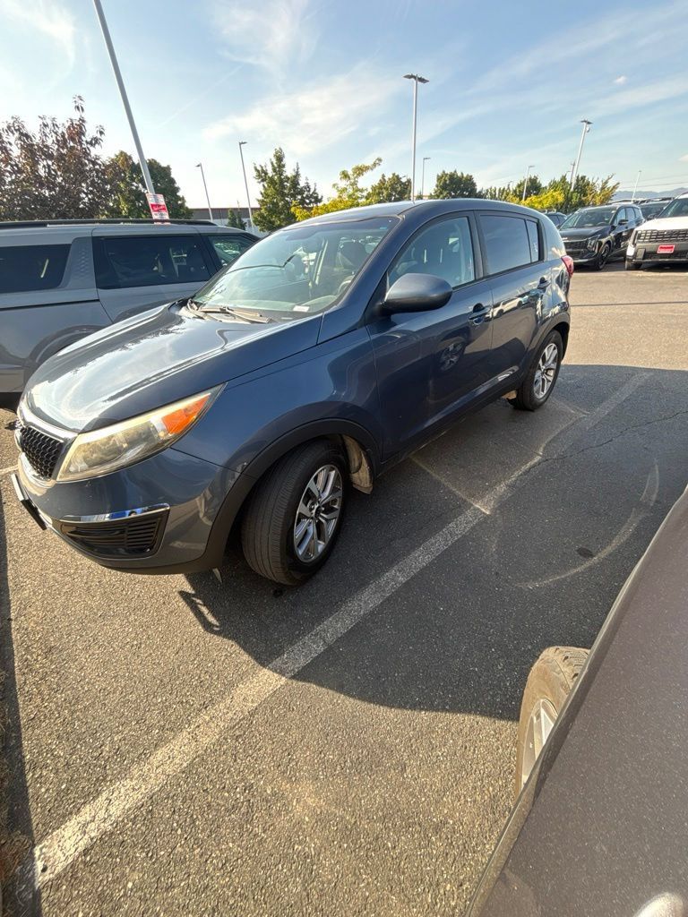 Used 2015 Kia Sportage LX FWD image 3