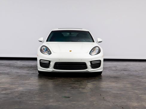 Used 2015 Porsche Panamera GTS AWD/4WD image 2