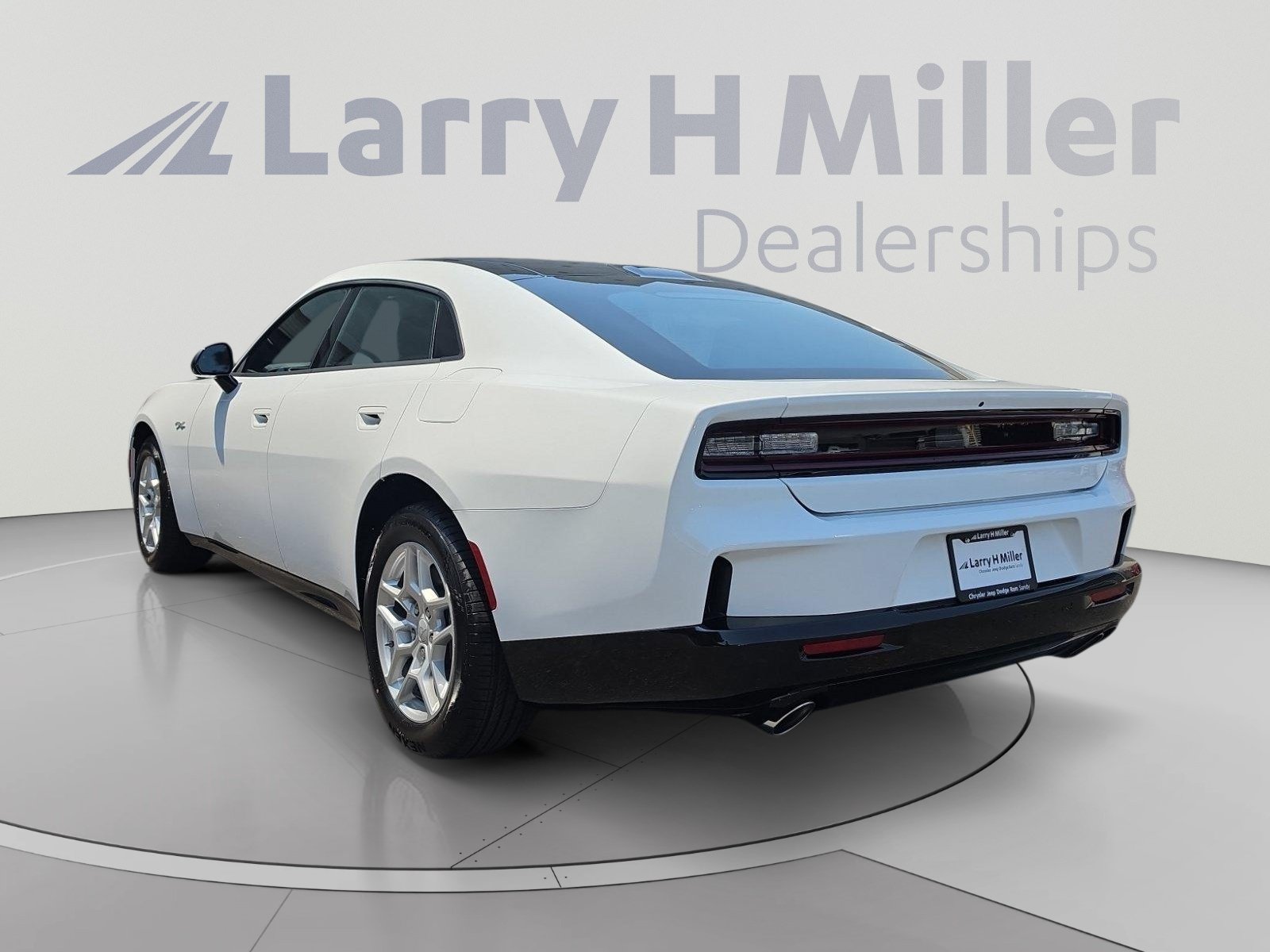 New 2026 Dodge Charger R/T AWD/4WD image 3