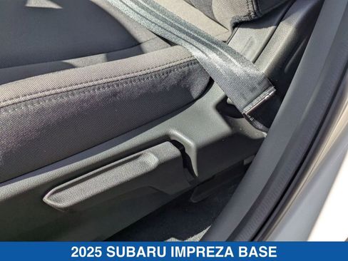 Certified 2025 Subaru Impreza 2.0i image 26