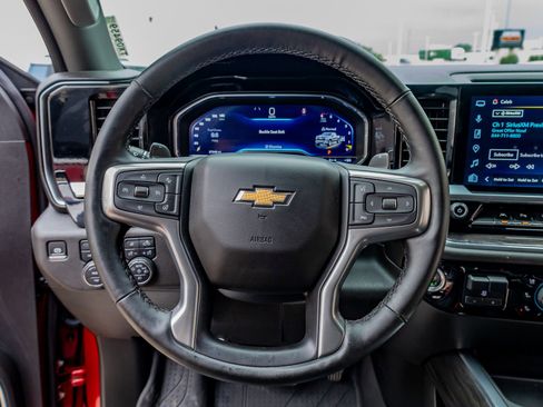 Used 2024 Chevrolet Silverado 1500 LTZ w/ LTZ Convenience Package II AWD/4WD image 17