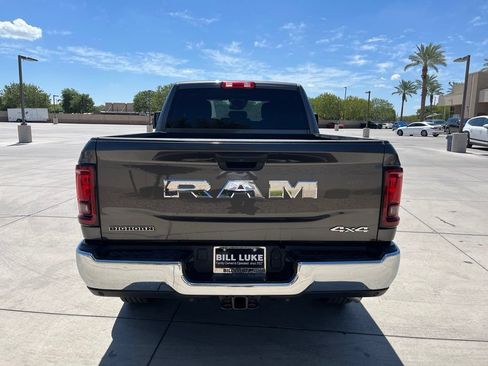 Certified 2025 RAM 2500 Big Horn AWD/4WD image 8