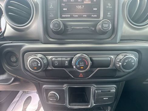 Used 2020 Jeep Wrangler Unlimited Sport AWD/4WD image 21