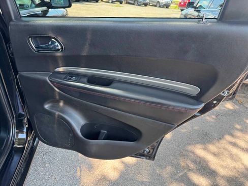 Used 2018 Dodge Durango R/T w/ Blacktop Package AWD/4WD image 47