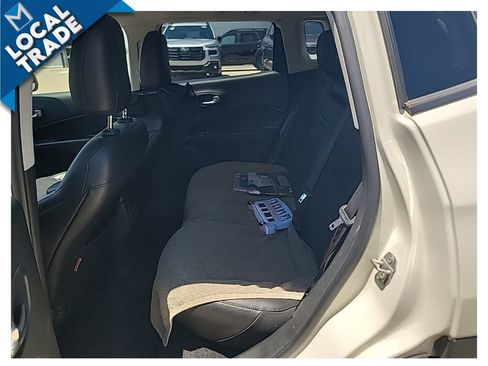 Used 2019 Jeep Compass Trailhawk AWD/4WD image 12