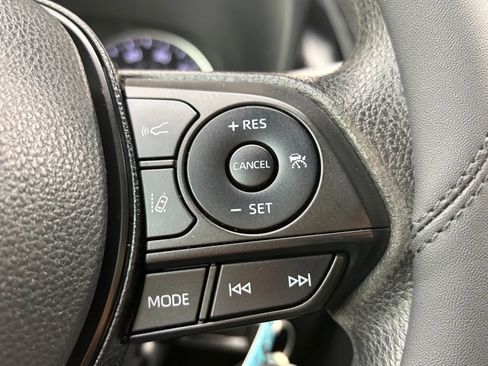 Used 2019 Toyota RAV4 LE w/ All Weather Liner Package AWD/4WD image 30