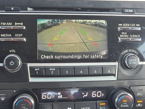 Used 2017 Nissan Altima 2.5 SV FWD image 9