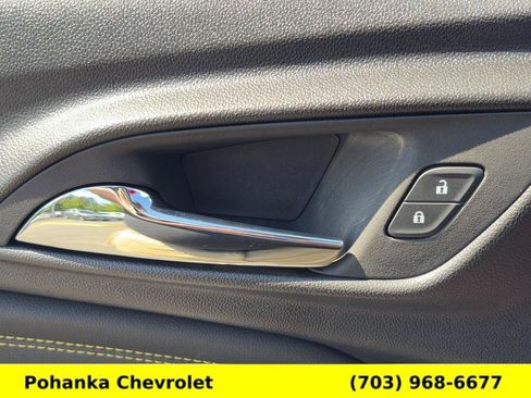 Used 2025 Chevrolet Trax LT FWD image 20