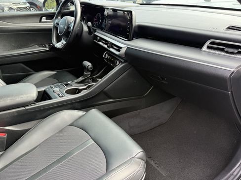 Used 2024 Kia K5 GT-Line image 9