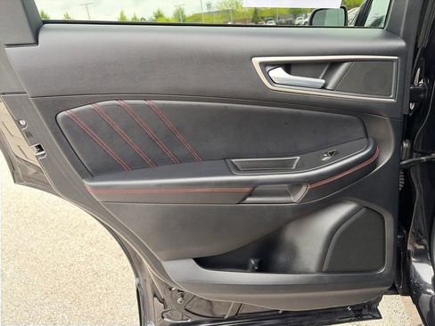Used 2022 Ford Edge ST-Line AWD/4WD image 27