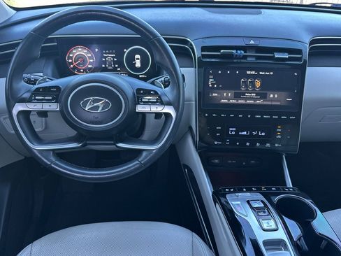 Used 2022 Hyundai Tucson Limited AWD/4WD image 16
