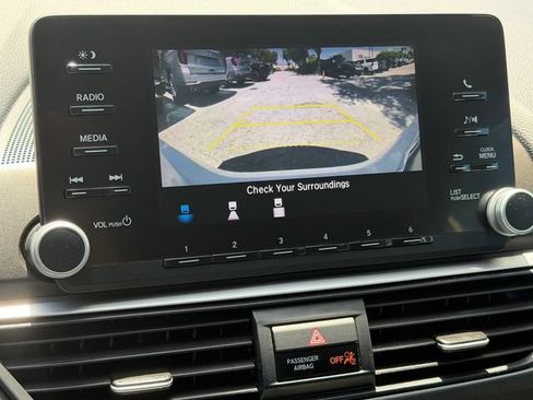 Used 2020 Honda Accord LX image 21