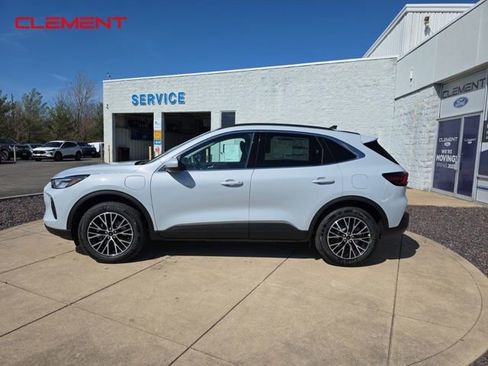 New 2025 Ford Escape SE image 5