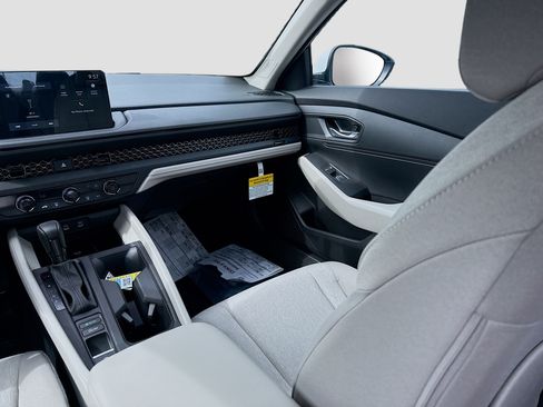 New 2026 Honda Accord LX image 18