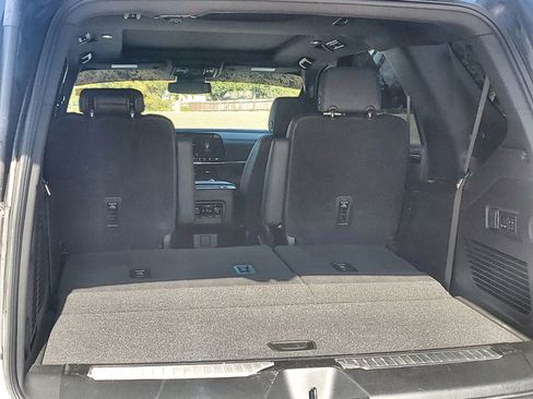 Used 2025 Chevrolet Tahoe RST w/ RST Capability Package image 25