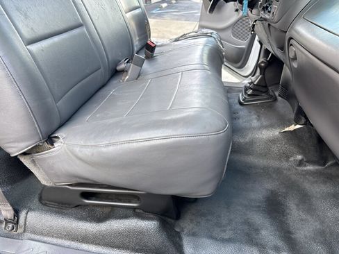 Used 2002 Ford F150 XL AWD/4WD image 29