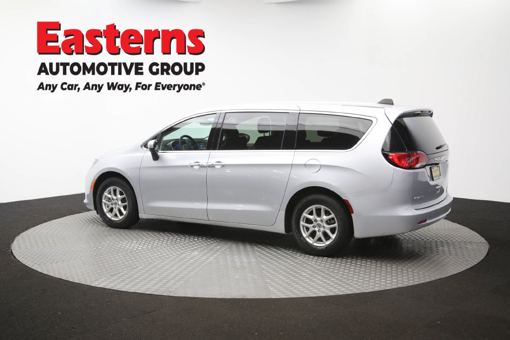 Used 2023 Chrysler Voyager LX FWD image 65