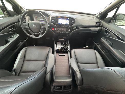 Used 2023 Honda Ridgeline Black Edition image 12