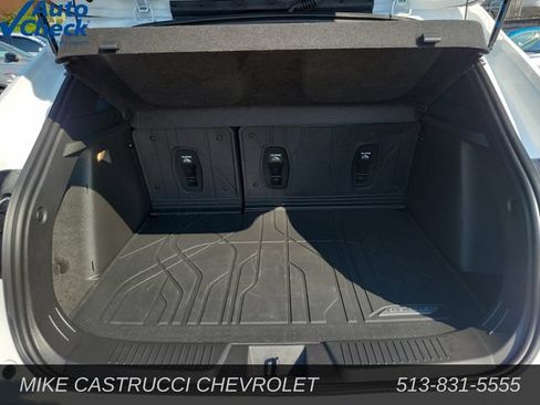 Used 2026 Chevrolet Trax RS FWD image 28