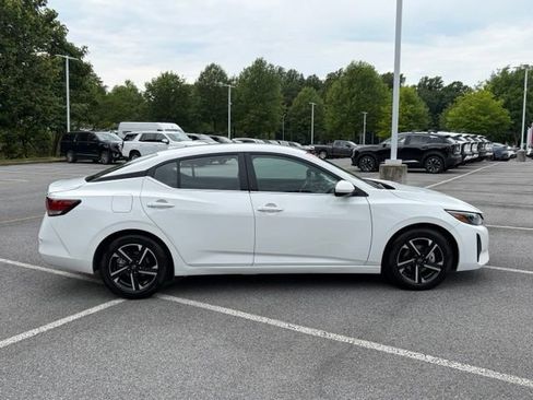 Certified 2024 Nissan Sentra SV FWD image 7