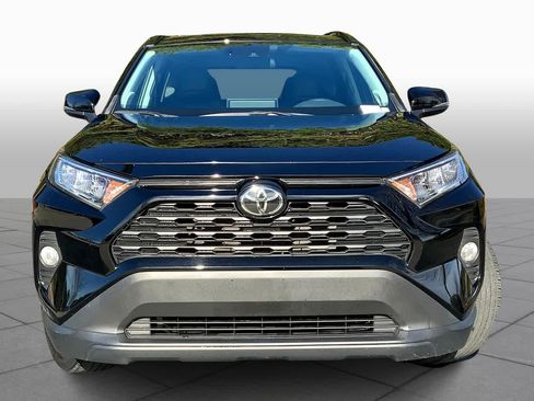 Used 2020 Toyota RAV4 XLE Premium AWD/4WD image 4