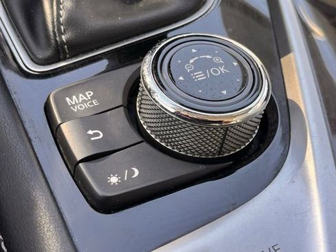 Certified 2019 INFINITI Q50 Luxe w/ Essential Package (3.0T Luxe) image 21