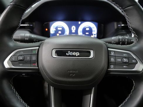 Used 2022 Jeep Compass High Altitude AWD/4WD image 17