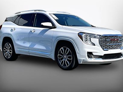 Used 2022 GMC Terrain Denali w/ Denali Premium Package