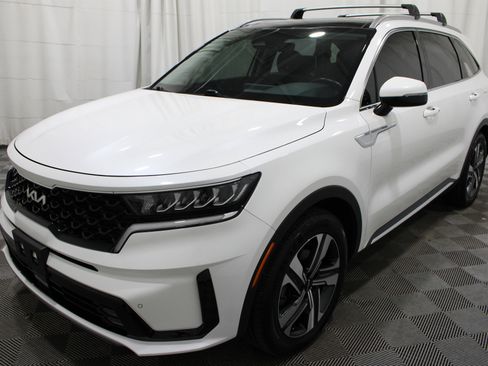 Used 2022 Kia Sorento EX w/ Panoramic Sunroof Package AWD/4WD image 38