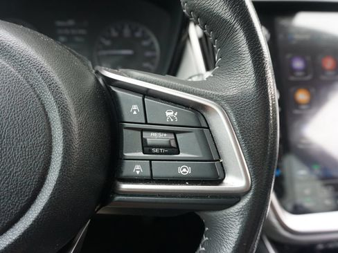 Used 2024 Subaru Outback Premium AWD/4WD image 9