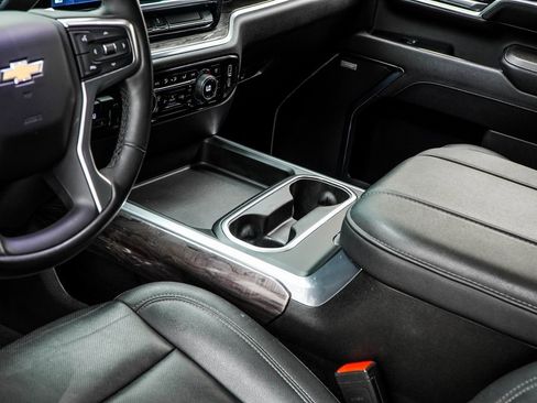 Used 2024 Chevrolet Silverado 3500 LTZ w/ LTZ Premium Package image 15