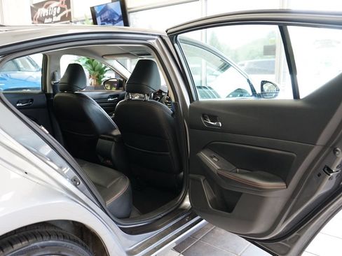 Used 2021 Nissan Altima 2.5 SR FWD image 45