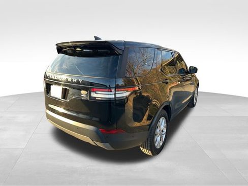 Used 2019 Land Rover Discovery SE image 5