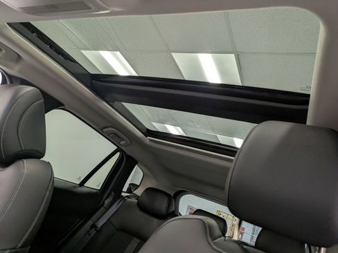 Used 2025 MAZDA CX-50 AWD 2.5 S w/ Cargo Package image 22