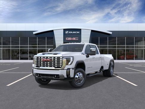 New 2026 GMC Sierra 3500 Denali w/ Denali Reserve Package AWD/4WD image 8