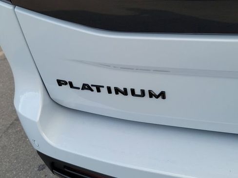 New 2026 Ford Expedition Platinum image 22