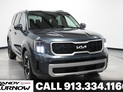 Used 2023 Kia Telluride EX w/ EX Captain's Chair Package